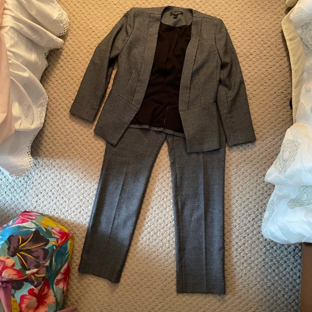 Ann Taylor Gray Straight-Leg Pantsuit
